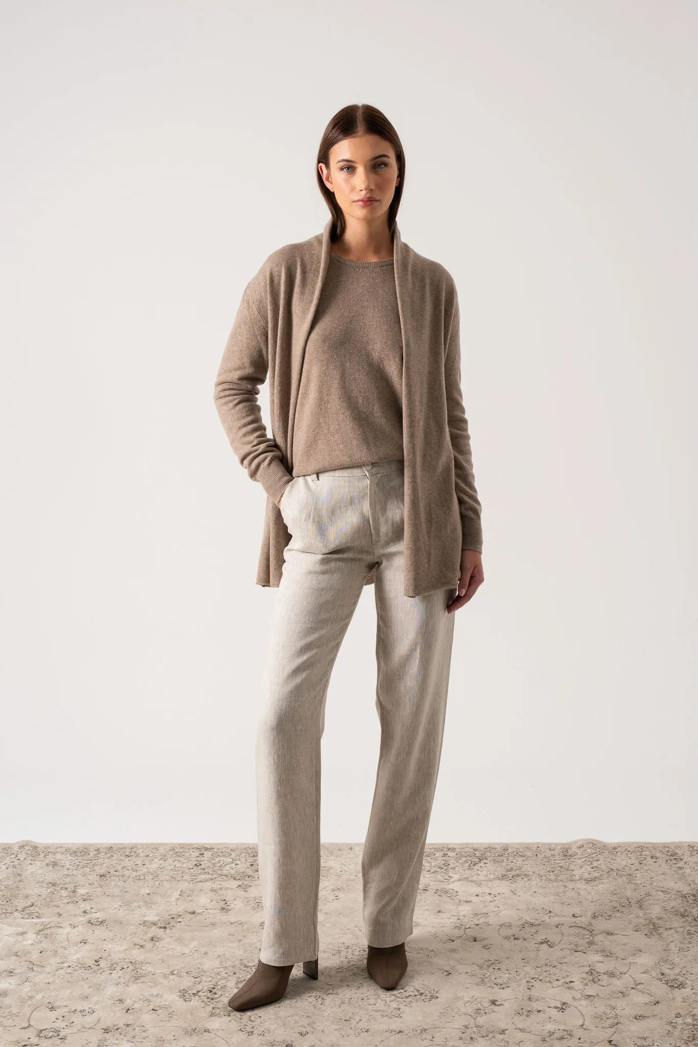 Aurea 100% Cashmere Cardigan Taupe