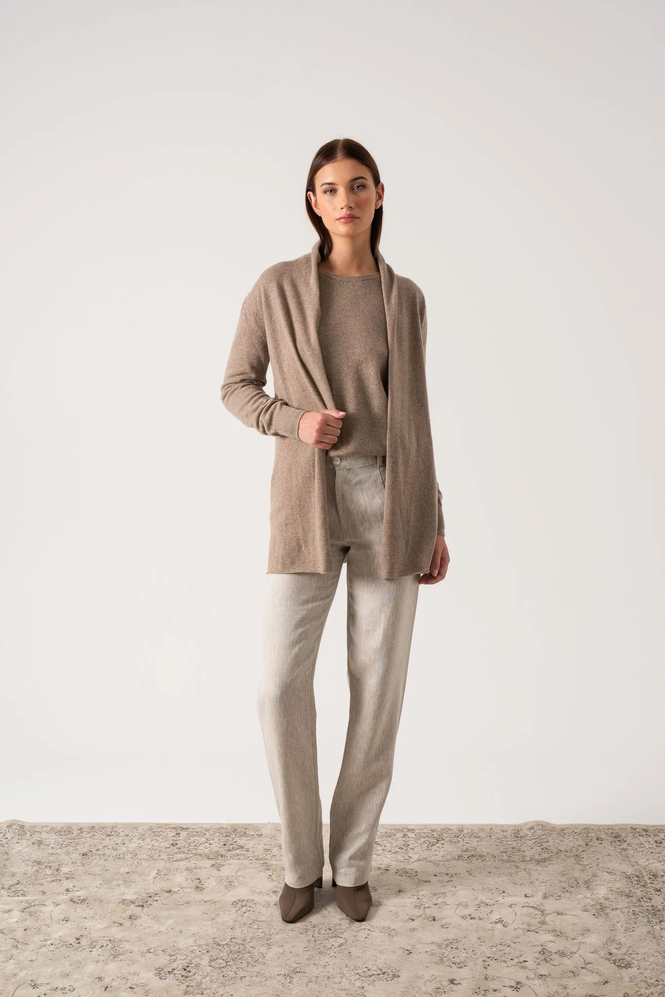 Aurea 100% Cashmere Cardigan Taupe