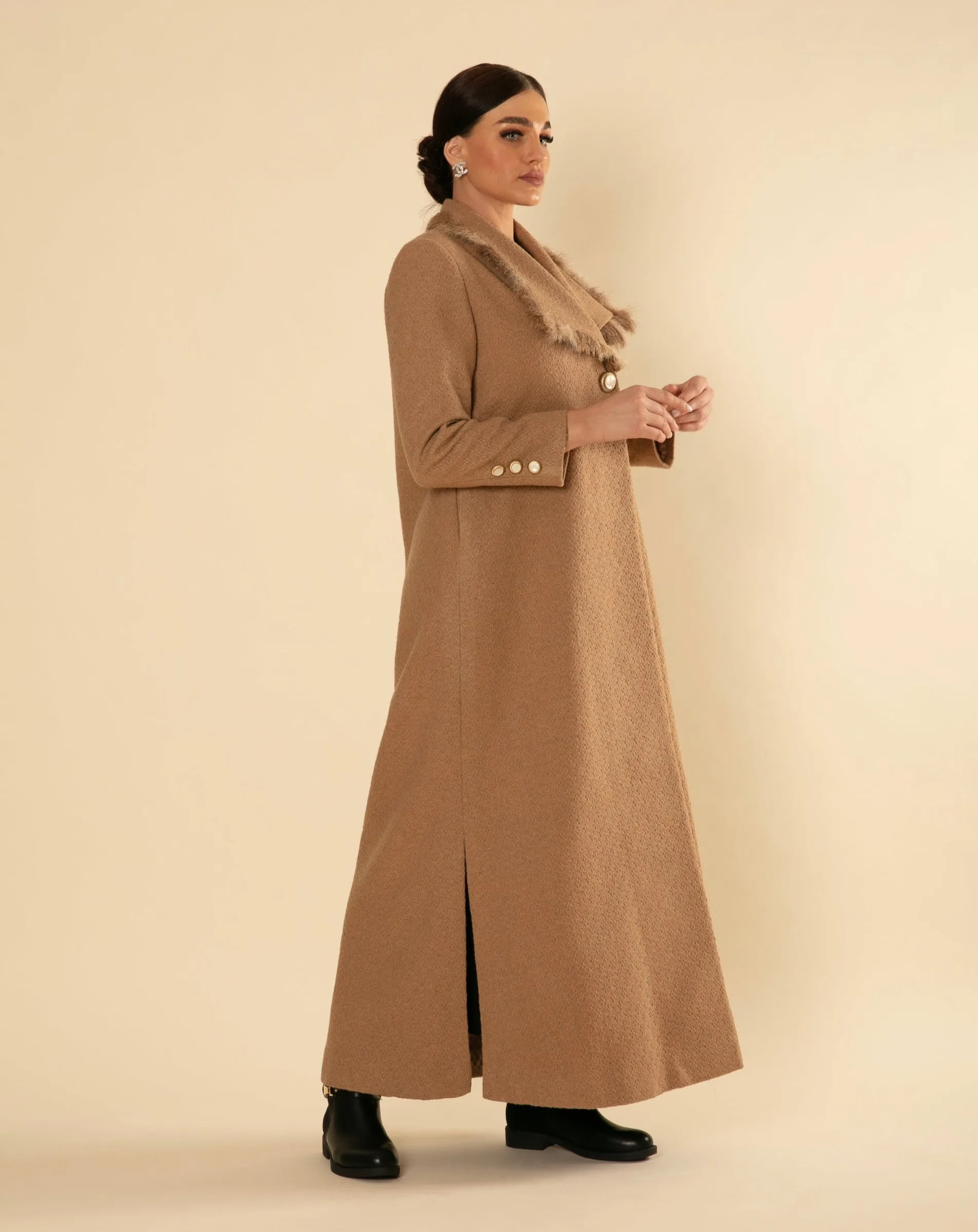 CAMEL CLASSY COAT WITH FUR COLLAR