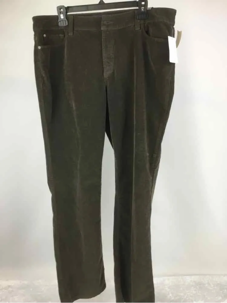 NYDJ Women Size 18 Green NWT corduroy Pants