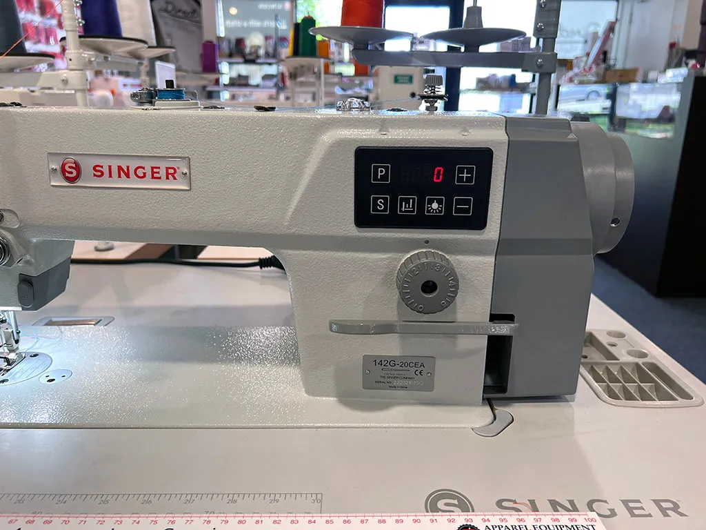 Singer Industrial Plain Sewing Machine - Thick Material Variant