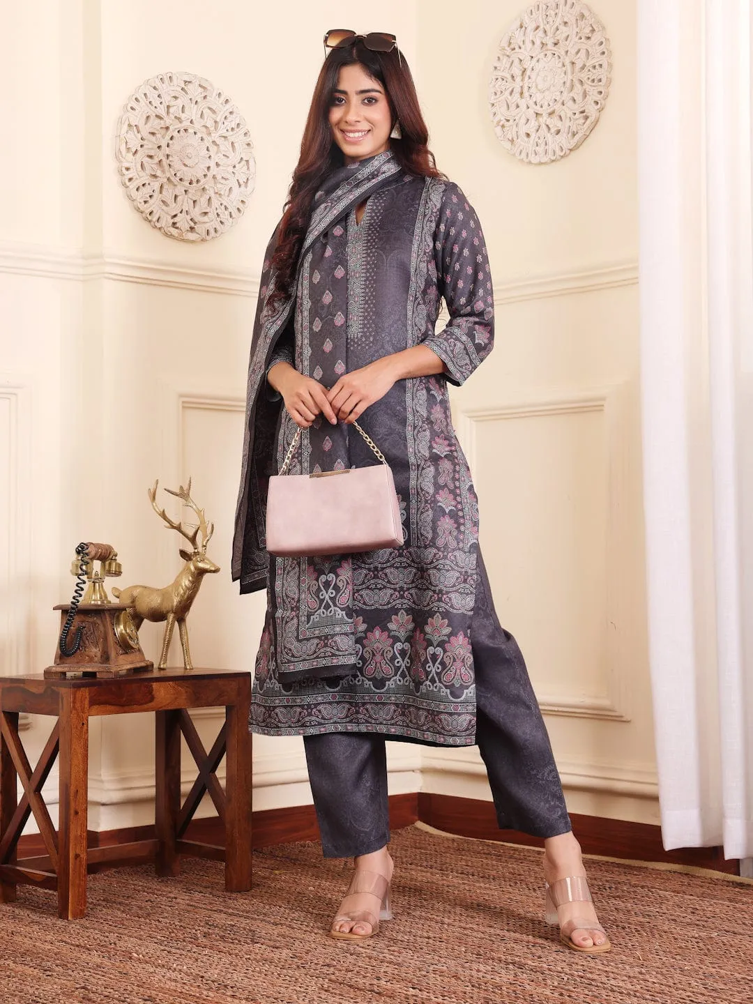 Varanga Women Grey Ethnic Printed Winter Straight Kurta With Trousers And Printed Dupatta.